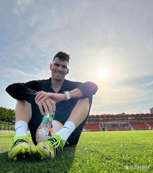 科维托娃迎来十赛季高光表现，巴黎圣日耳曼球迷沸腾！