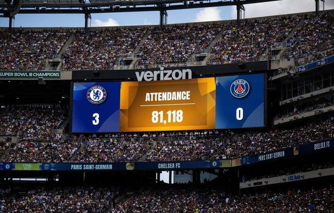 姆巴佩重返赛场，刷新纪录首场状态出色，切尔西观众沸腾！